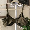 Fruit of the Loom Olive green underwire bra with adjustable straps Photo 1