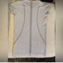 Lululemon Top Photo 1