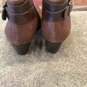 Baretraps Reinella Womens brown heel booties size 9 Photo 3