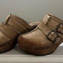 Ariat  Wooden Mules Clogs Women Sz 8 B Brown Leather Buckle Accent Western Shoes Photo 1