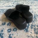 Steve Madden  black platform sandals Photo 2