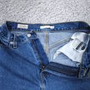 Levi’s Premium High Loose Taper Mom Jeans 28 x 31 Medium Wash Blue High Rise Photo 5