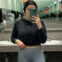 Gymshark Cropped Hoodie Photo 2