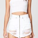 Carmar Denim 
WHITE BEATRICE ZIP FRONT SKIRT Photo 0