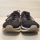 Saucony {9}  Women's Endorphin Speed 2 Run Sneaker Shoes Black and Gray Photo 7