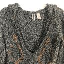 BKE  Embroidered V-Neck Gray Pullover Sweater Size Medium Photo 1