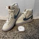 Nike Blazers Mid 77’s Vintage Costume Photo 1