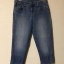 Sonoma Women Capri jeans. . Size 6. Photo 0