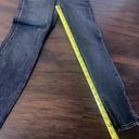 Alice + Olivia Ao.La by  gray lightly distressed zipper skinny jeans size 26 Photo 8