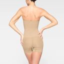 SKIMS NEW  Seamless Sculpt Strapless Shortie Bodysuit Size XS NWOT Photo 6