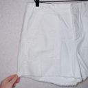 Gap NWT  High Rise Utility Shorts in Optic White women's size 12 Photo 1