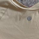 Lululemon  align t-shirt Photo 2