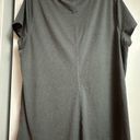 Under Armour XXL women's heat gear gray tee shirt Photo 2