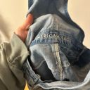 American Eagle  light wash distressed denim short overalls size small Photo 4