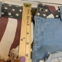 Daisy Low-Rise American Flag Print  Duke Ripped Denim Shorts Size Small 4th July Photo 10