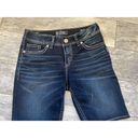 Silver Jeans  Mid Bermuda Denim Shorts Suki Fluid Dark Wash Short size W 28 / L 8 Photo 5