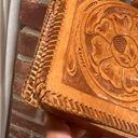 Vintage Tooled Leather purse Tan Photo 8