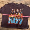 Day Kiss Cropped Gray Long Sleeve Graphic Band Tee Shirt Top Women’s Medium Photo 2