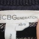 BCBGMAXAZRIA BCBGeneration Womens Size X-Small/Small Black & White Open Knit Blouse Boho Boxy Photo 3