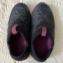 Teva Shoes Photo 1