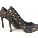 mix no. 6  Aztec woven 3in heel pump. Size 5 1/2 Photo 1