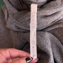 Lululemon  Women 6 Heathered Gray Hoodie Sweatshirt Kangaroo Pocket Thumbholes Photo 9