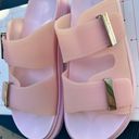 Alexander McQueen Oversize Slide Sandal pale pink vacation comfortable stylish Photo 2