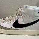 Nike Blazer Mid 77 Photo 2