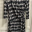 Black Label Black White Abstract 3/4 Sleeve V Wrap Dress Size 14 Side Tie Photo 0