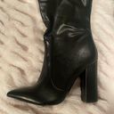 Pointed toe black leather boots with chunky heel Size 8.5 Photo 2