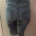 Good American distressed denim shorts Sz 0/25 Photo 2