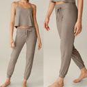 Beyond Yoga  Featherweight Lounge Around Midi Jogger High Rise Mocha Heather Photo 5