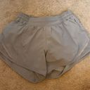 Lululemon Hotty Hot Short 2.5” Photo 0