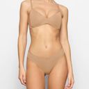 SKIMS WIRELESS FORM PUSH-UP PLUNGE BRA | OCHRE Photo 1