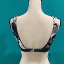 Indah This is a new with tags  body sports bra Photo 3