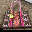 Wrangler NWT Aztec print tote bag - pink Photo 0