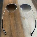 Ray-Ban Aviator Sunglasses Photo 7