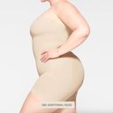 SKIMS NEW  Seamless Sculpt Strapless Shortie Bodysuit Sand Size 2XL Photo 8