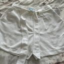 J. McLaughlin NWOT  White Linen Blend Belted High Rise Shorts with Pockets, size 6 Photo 0