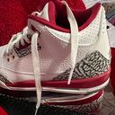 Jordan 3 Cardinal Red Photo 8