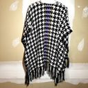 Chico's  Houndstooth Ruana Poncho Short Sleeve 100% Acrylic Multicolor One Size Photo 4