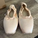 Bezioner Light Pink Pointe Ballet Shoes With Ribbons & Silicone Toe Covers Sz 7 Photo 3