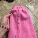 low rise pink sweatpants Photo 2