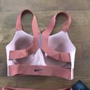 Nike NWT  Running Crops Epic Lux Running training tights AV8191 bra size small Photo 5