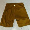 Lululemon Wunder Train HR Short Photo 1