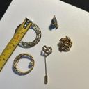 Lot Of 5 Gold Tone Brooch Pins Circle Wreath, Rooster Bird Etc Photo 3