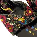 Carlos Santana  Embroidered Black Lacquer Wooden Wedge Slip-On Mules Size 6 1/2 Photo 4