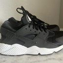 Nike  Air Huarache Run Black White Women's 634835-006 Running Shoes Size 9 Photo 0