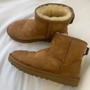 UGG s Photo 0