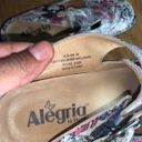 Alegria by PG Lite Classic Work Clog Comic Strip Print Clogs size 36 Photo 5